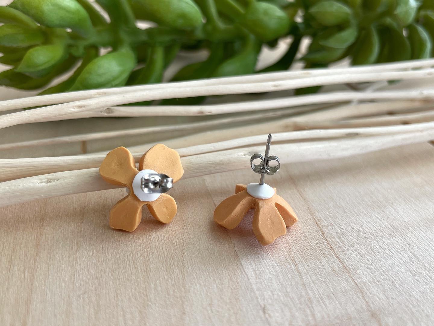 Mango Blossom Clay Stud Earrings